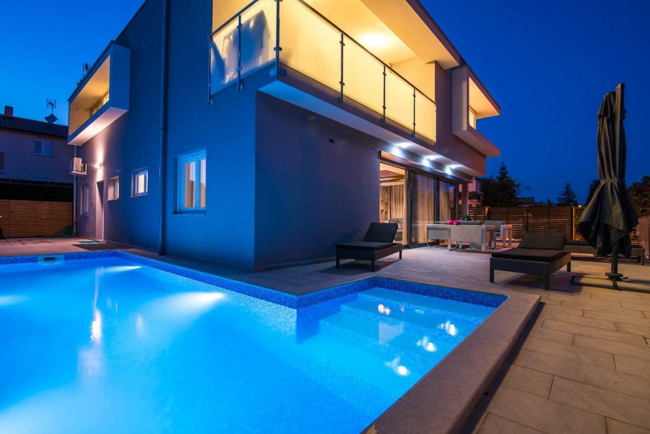 Luxury Apartment Imperia Krk Town Exterior foto